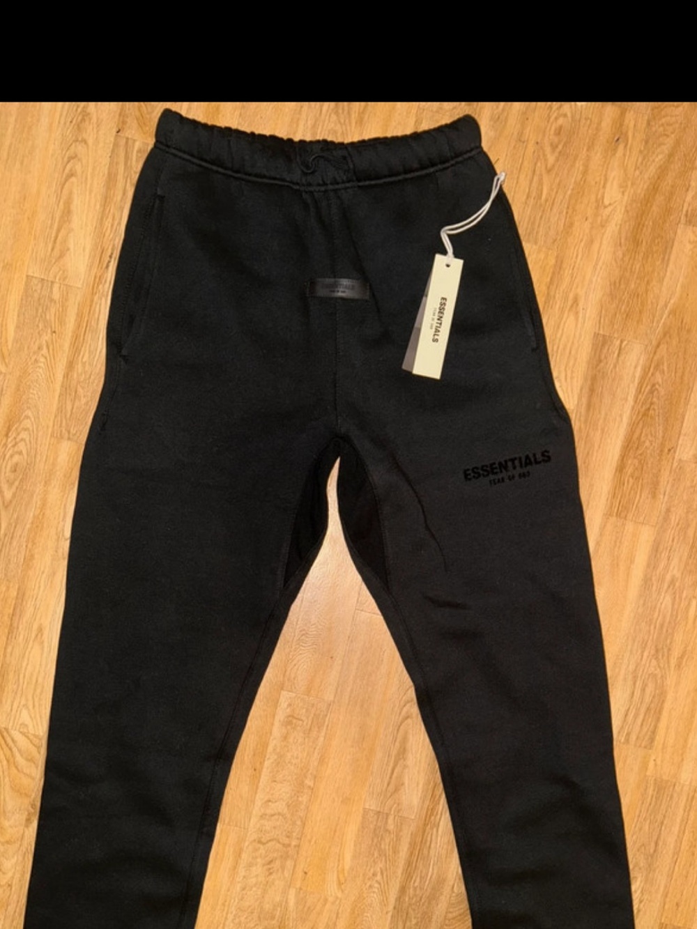 Fear of God ESSENTIALS Black Tag Sweatpants in extra small including dust bag